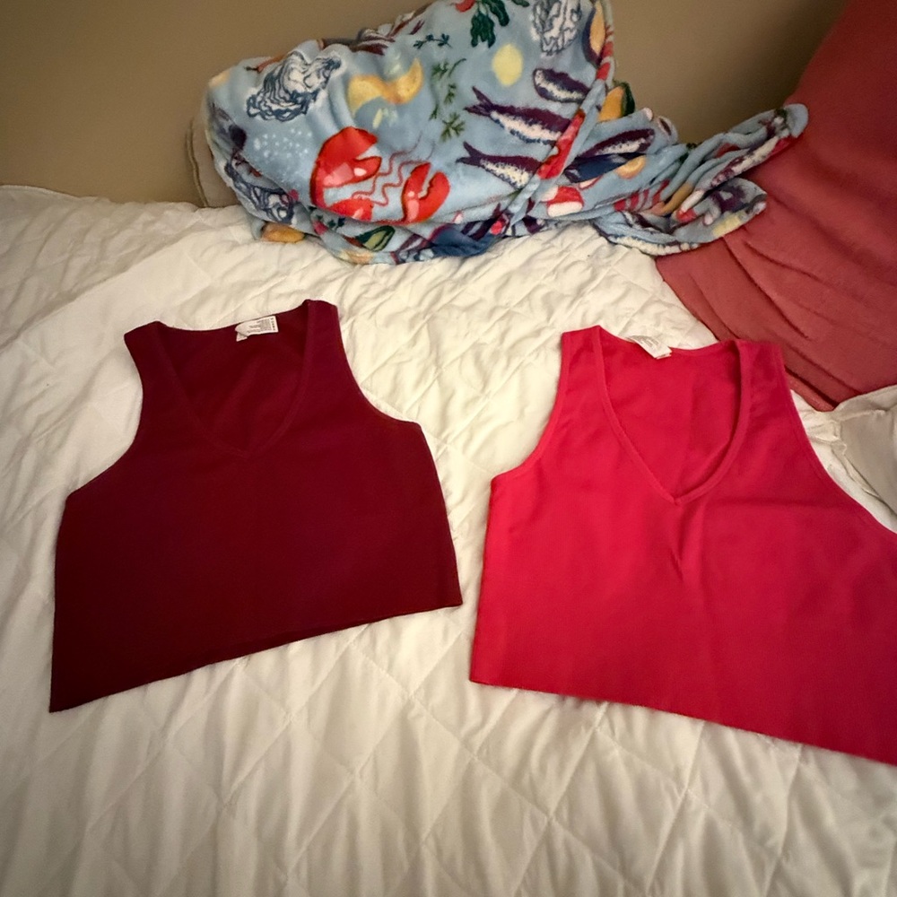 Women's athletic Tank Tops - Burgundy and Fuchsia